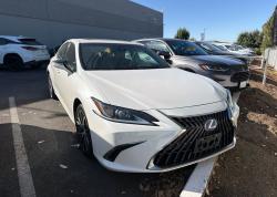 2022 Lexus ES