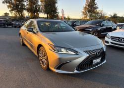 2021 Lexus ES