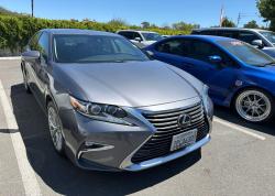 2016 Lexus ES