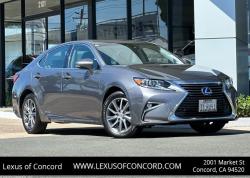 2016 Lexus ES