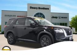 2022 Nissan Pathfinder