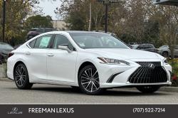 2025 Lexus ES
