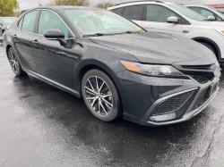 2022 Toyota Camry Hybrid