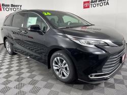 2026 TOYOTA Sienna