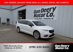2024 Chrysler Pacifica