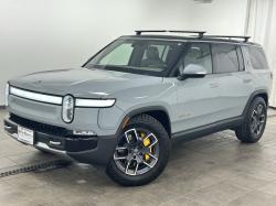 2023 Rivian R1S