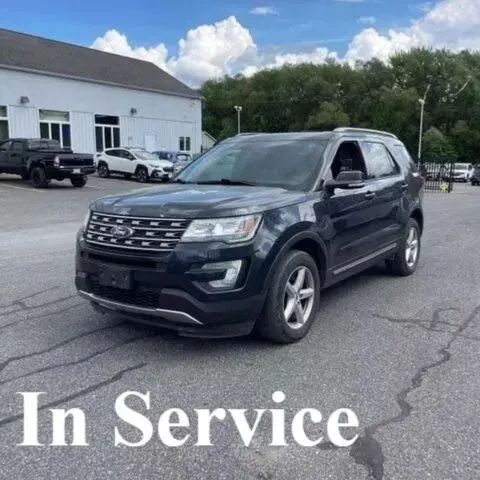 2017 Ford Explorer XLT Sport Utility 4D