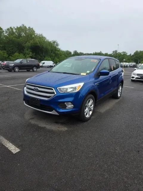2017 Ford Escape SE Sport Utility 4D
