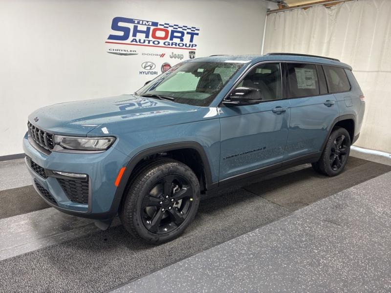 2026 Jeep Grand Cherokee L LIMITED 4X4 Vehicle Image