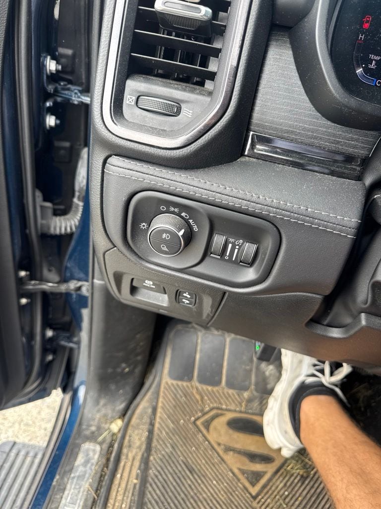 slide-11