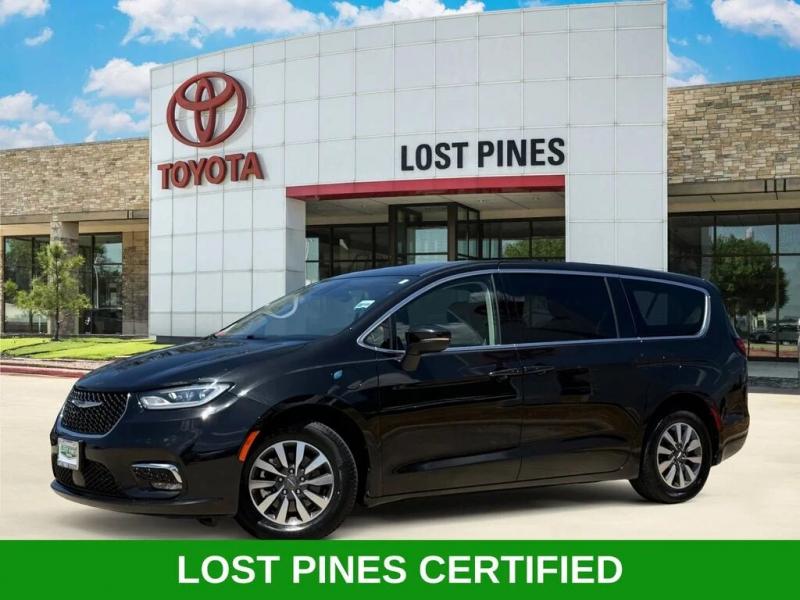 2023 Chrysler Pacifica Hybrid Touring L