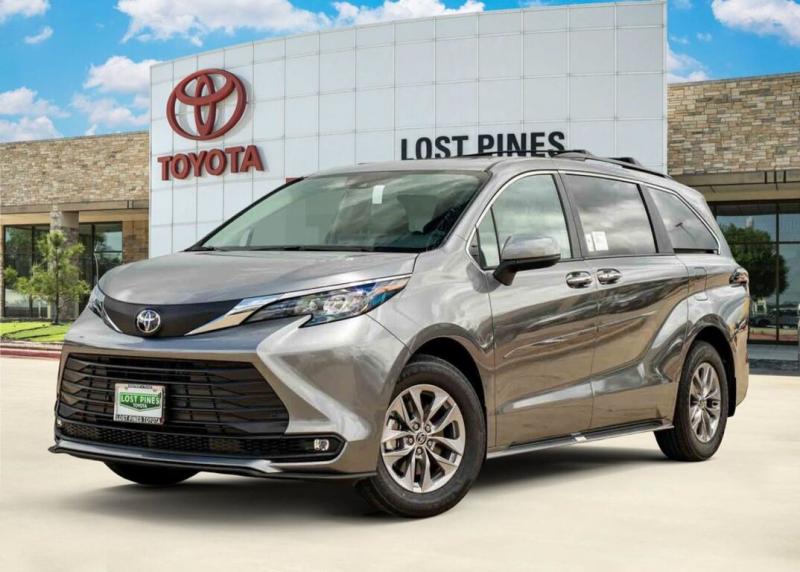 2026 Toyota Sienna XLE