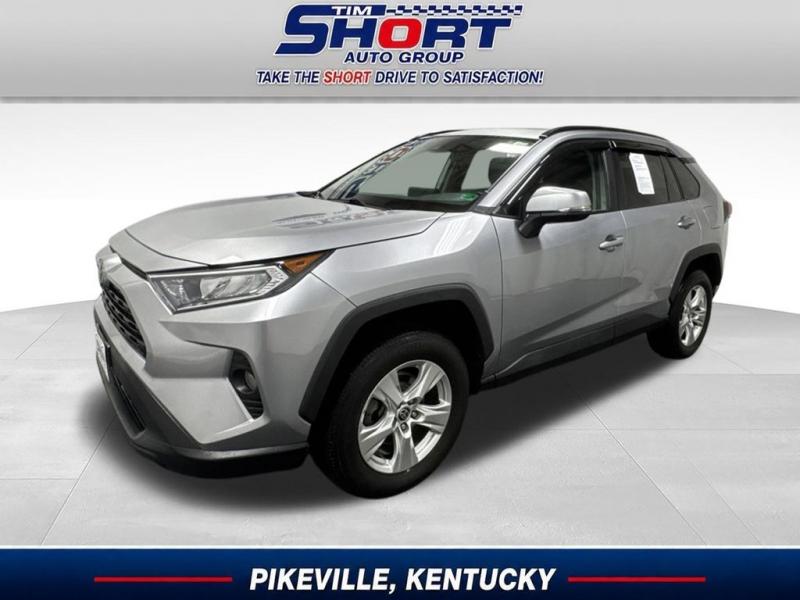 2021 Toyota RAV4 XLE Vehicle Image