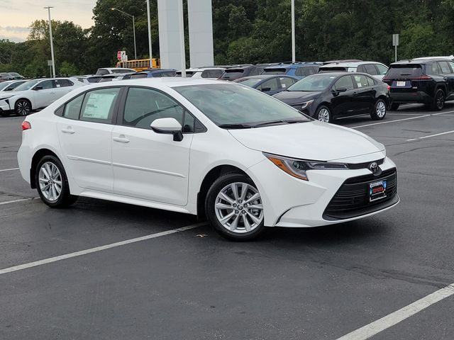 2026 Toyota Corolla LE Vehicle Image
