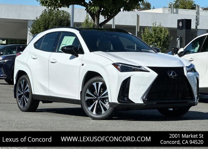 2026 Lexus UX 300h F SPORT Design