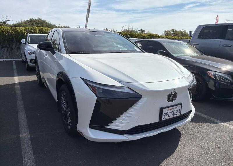 2024 Lexus RZ 300e Luxury