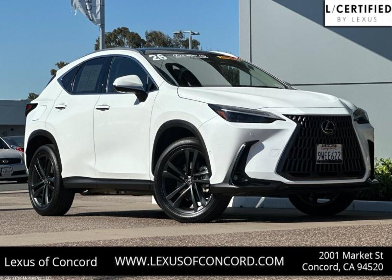 2026 Lexus NX 450h+ Luxury