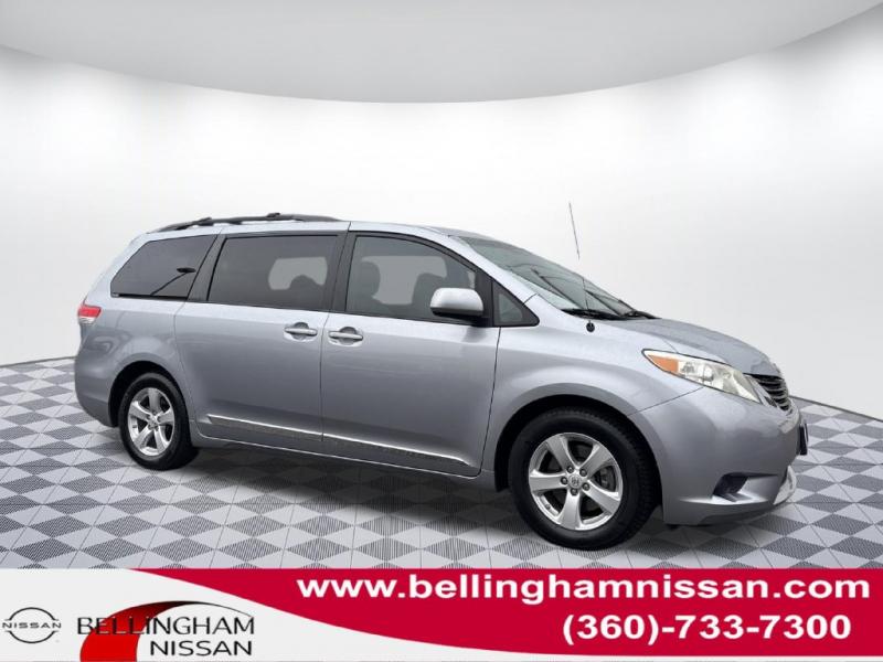 2013 Toyota Sienna LE