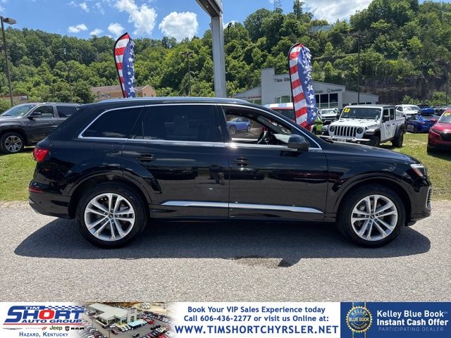 2025 Audi Q7 55 Premium Plus