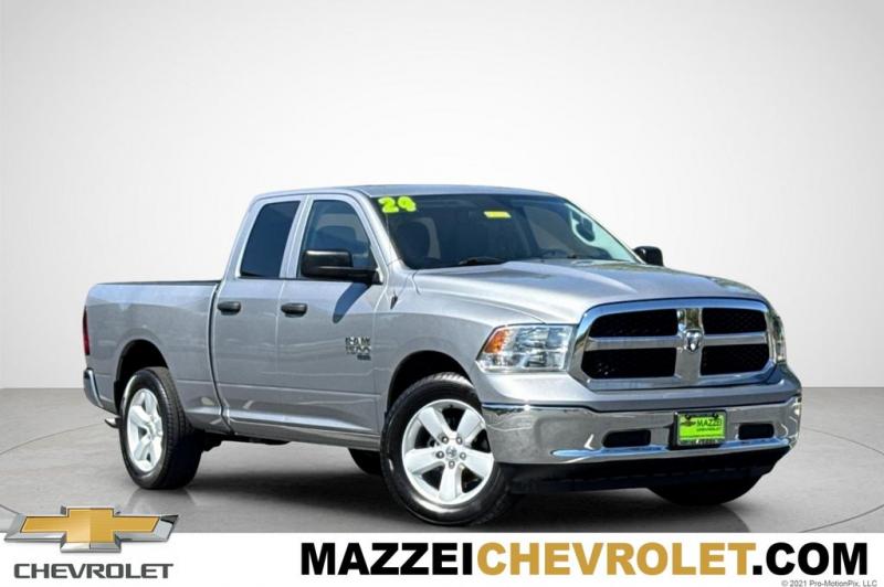2024 Ram 1500 Classic SLT