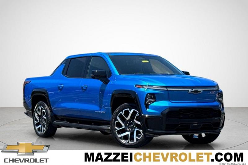 2025 Chevrolet Silverado EV RST