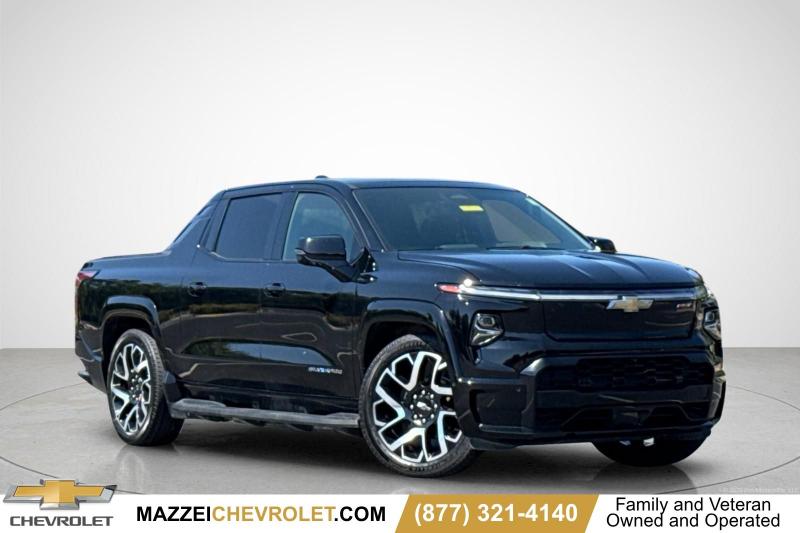 2025 Chevrolet Silverado EV RST