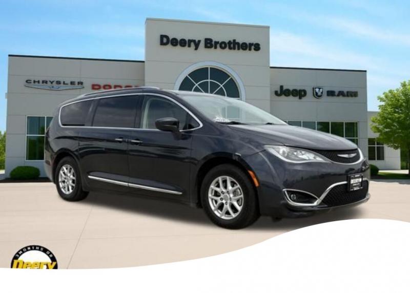 2020 Chrysler Pacifica Touring L