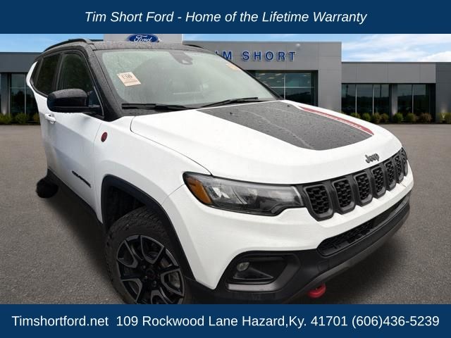 2025 Jeep Compass Trailhawk