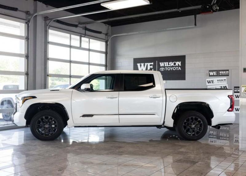 2025 Toyota Tundra Hybrid Platinum Vehicle Image