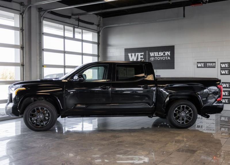 2023 Toyota Tundra Hybrid Platinum