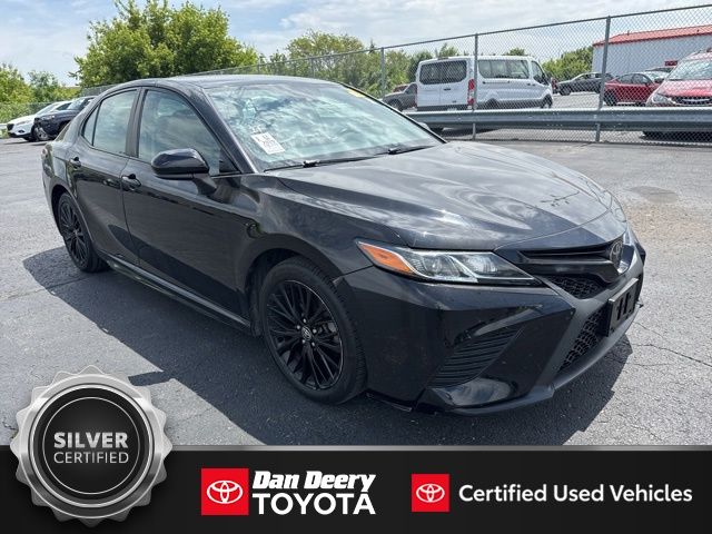2020 Toyota Camry SE Nightshade