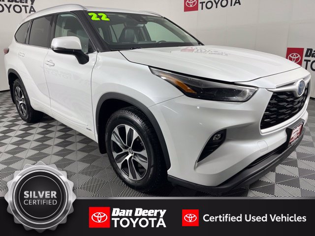 2022 Toyota Highlander Hybrid XLE