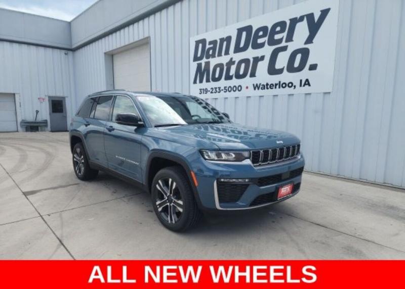 2027 Jeep Grand Cherokee Limited Vehicle Image