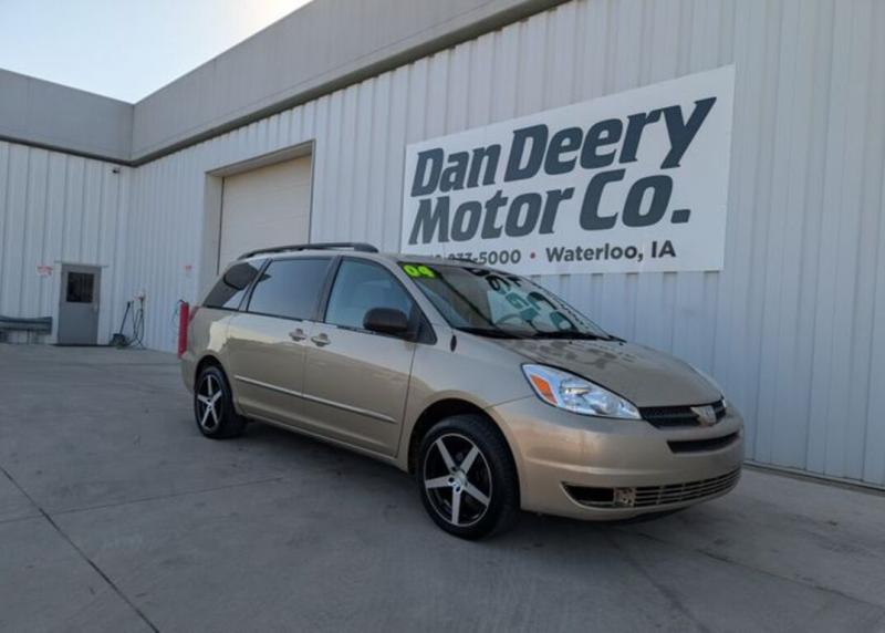 2004 Toyota Sienna CE