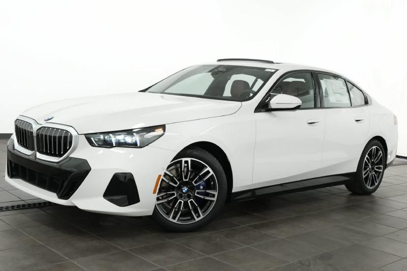 2027 BMW 5 Series 530i xDrive Vehicle Image
