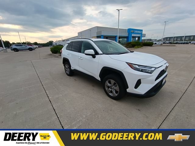 2025 Toyota RAV4 Hybrid XLE Vehicle Image