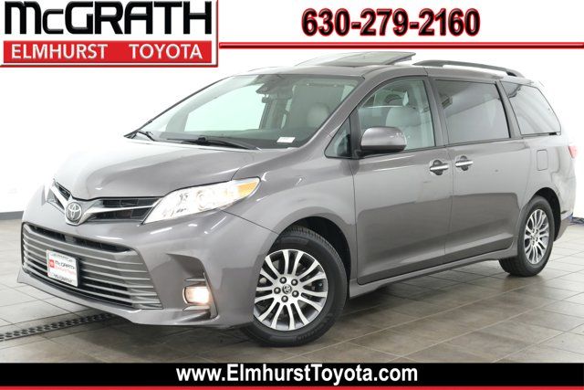 2020 Toyota Sienna XLE