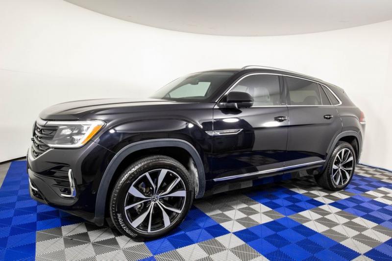 2024 Volkswagen Atlas Cross Sport 2.0T SEL Premium R-Line