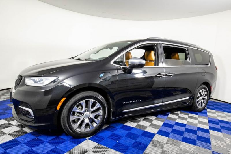 2021 Chrysler Pacifica Hybrid Pinnacle