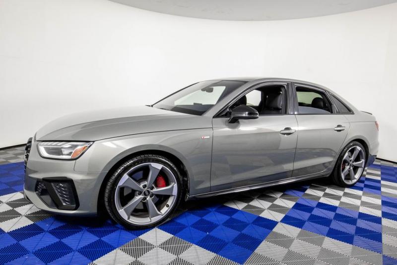 2024 Audi A4 45 S line Premium Plus