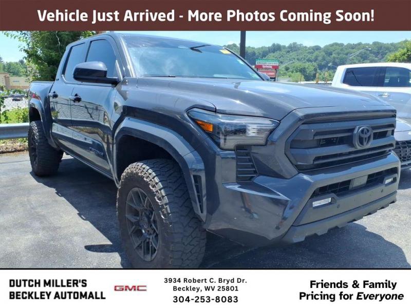 2024 Toyota Tacoma SR5 Vehicle Image