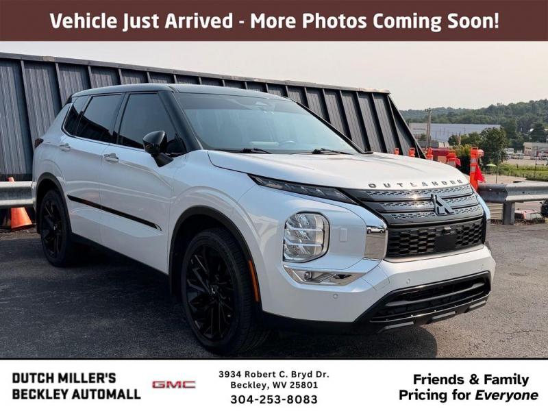 2023 Mitsubishi Outlander SEL Black Edition